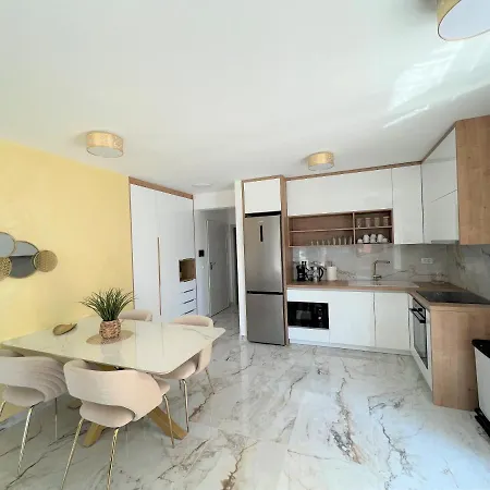 Lux S&b Apartamento