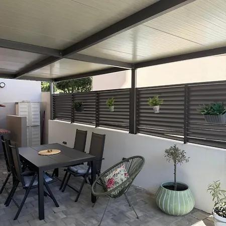 Lux S&b Apartamento Makarska
